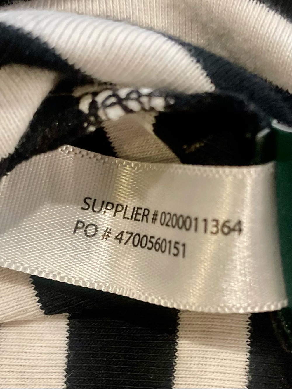 Lauren Ralph Lauren Black White Striped Top Flutter Sleeve Sz. L Runs Smaller - Picture 6 of 6